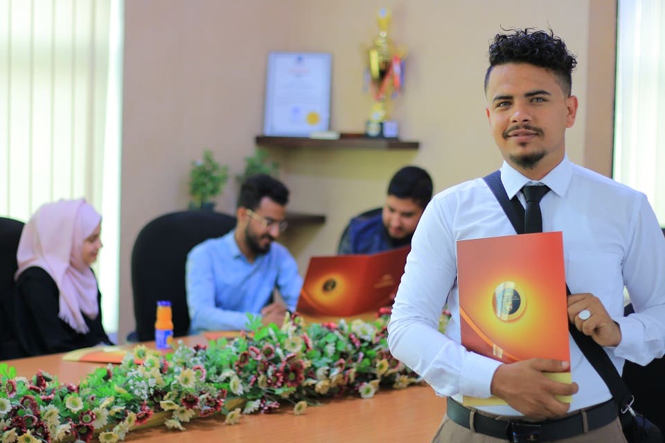 برنامج بكالوريوس ادارة اعمال دولية بجامعة العلوم الحديثة